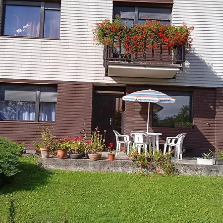 6 Km Od Centra Banskej Bystrice Banská Bystrica