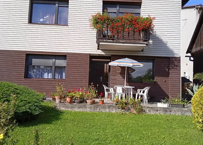 6 Km Od Centra Banskej Bystrice بانْشكا بيشتريتْسا